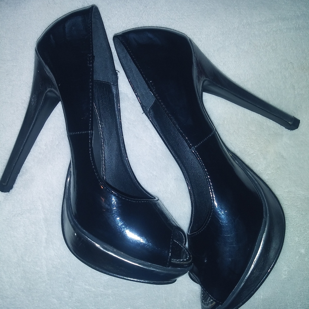 Elegant Black Peep-Toe Heels